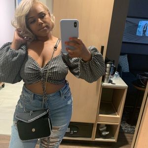 Meet your Posher, Kiara